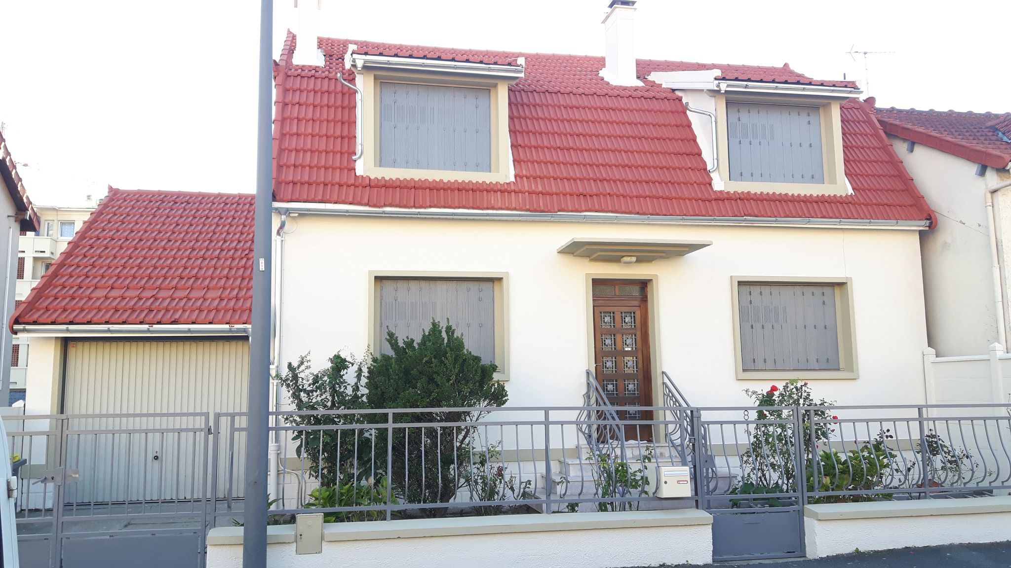 Renovation toiture ravalement facade noisy le sec 93130 après